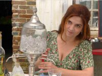 На плаву (2015)